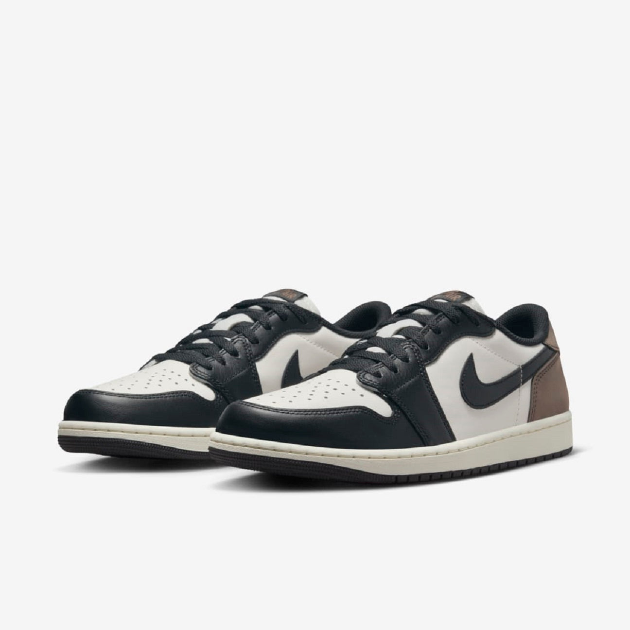 Nike Air Jordan 1 Retro Low OG *Mocha*