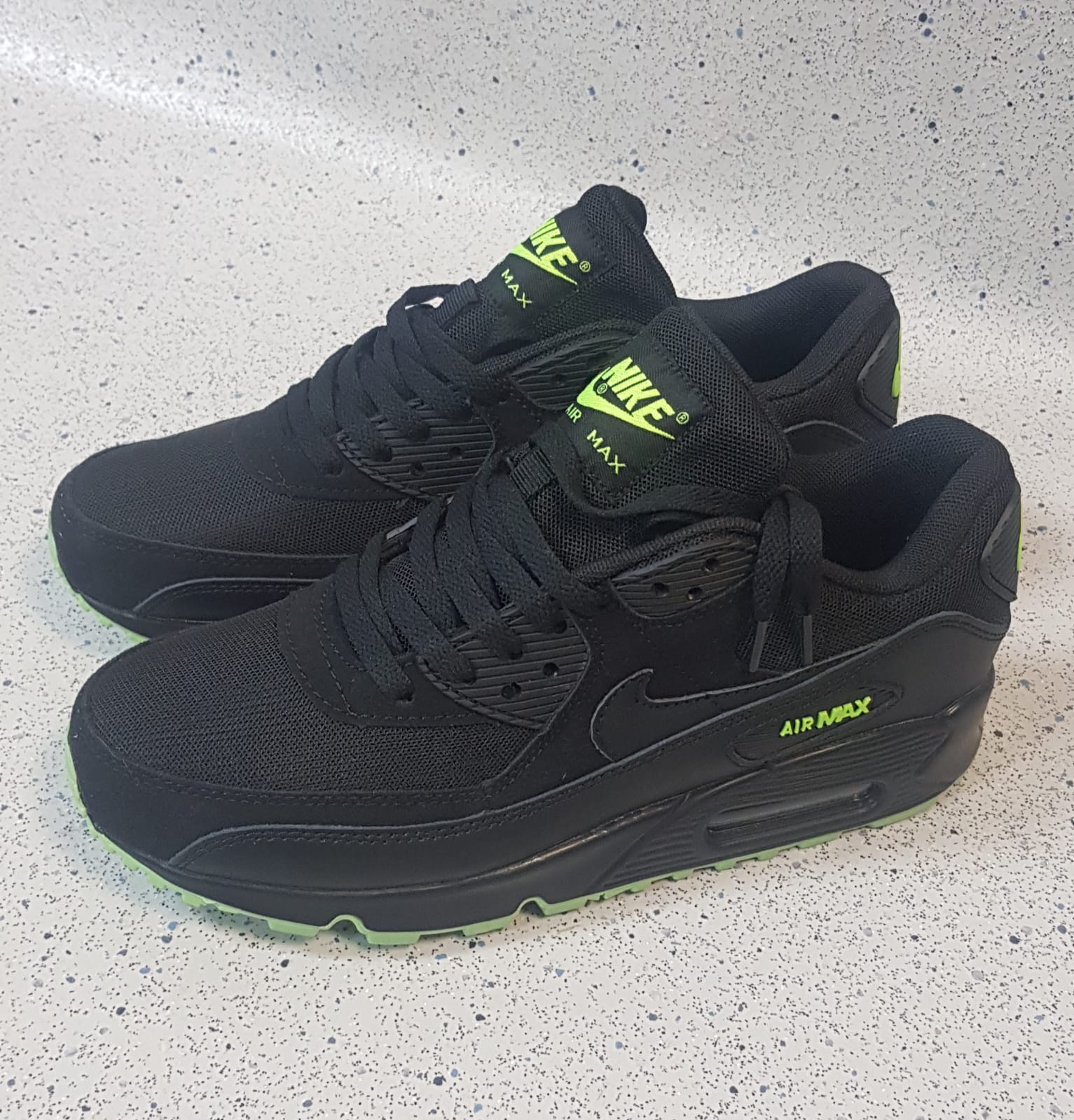 Nike Air Max 90 Black Chlorophyll