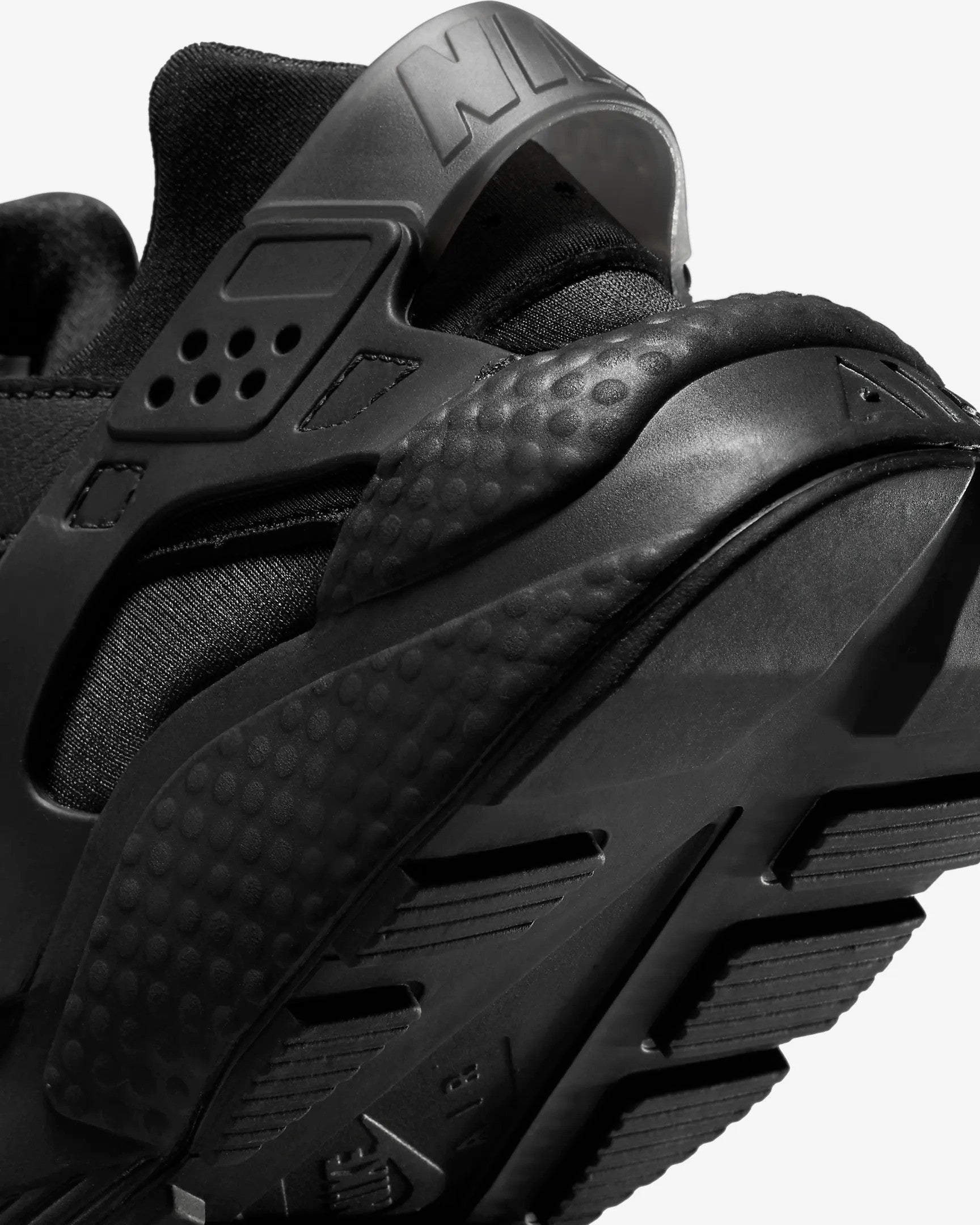 Nike Air Huarache Mens  Triple Black Shoes Sneakers Runners Trainers